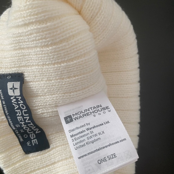 🆕Mountain warehouse  white winter hat - Picture 2 of 4